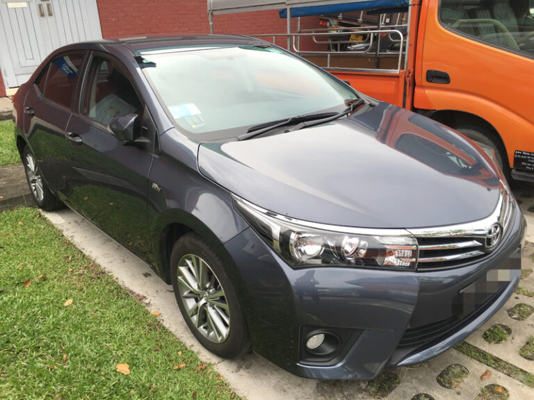 Toyota Altis (2015 model)